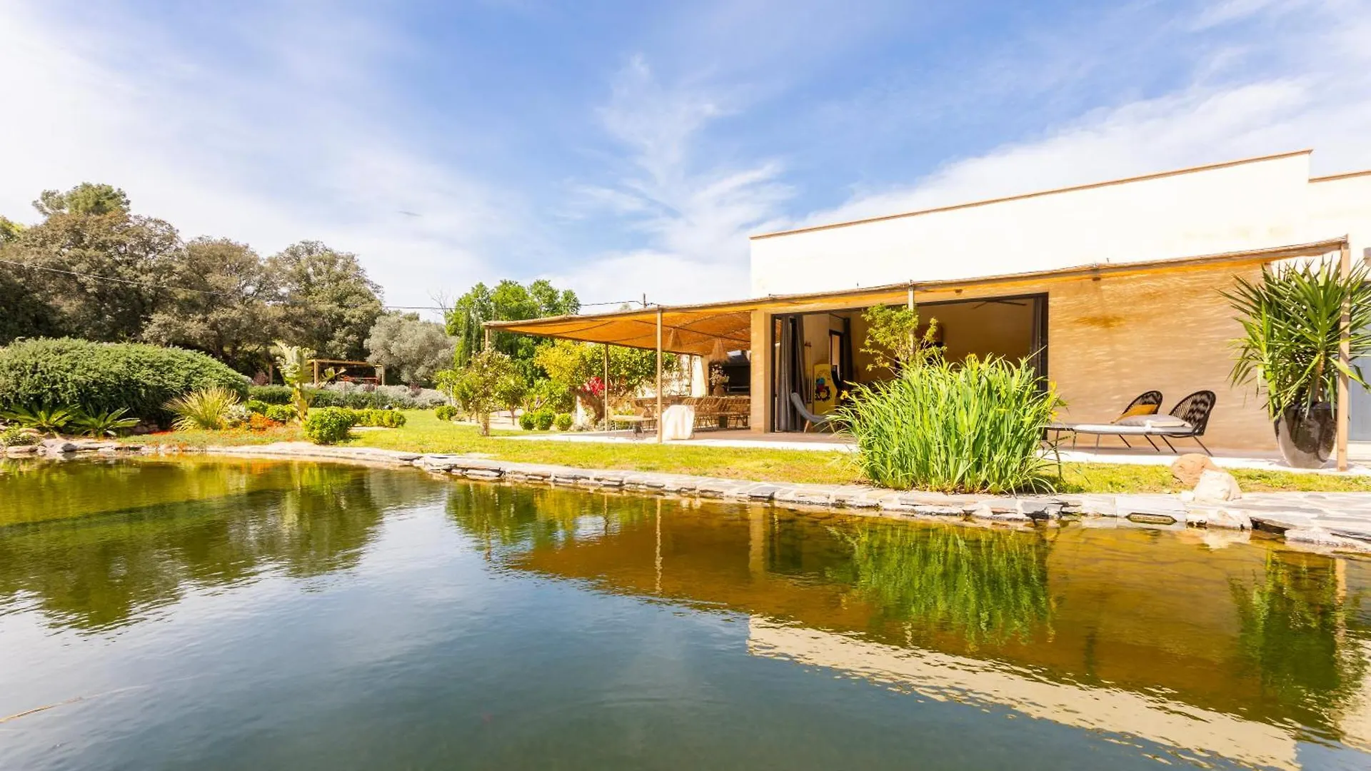 Mas Casagran Villa Rupiá Feriehus
